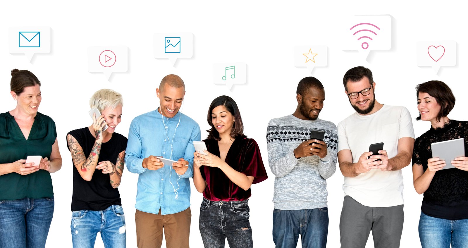 Leia mais sobre o artigo Compreendendo a Diferença entre Multicanal e Omnichannel na Comunicação Empresaria.